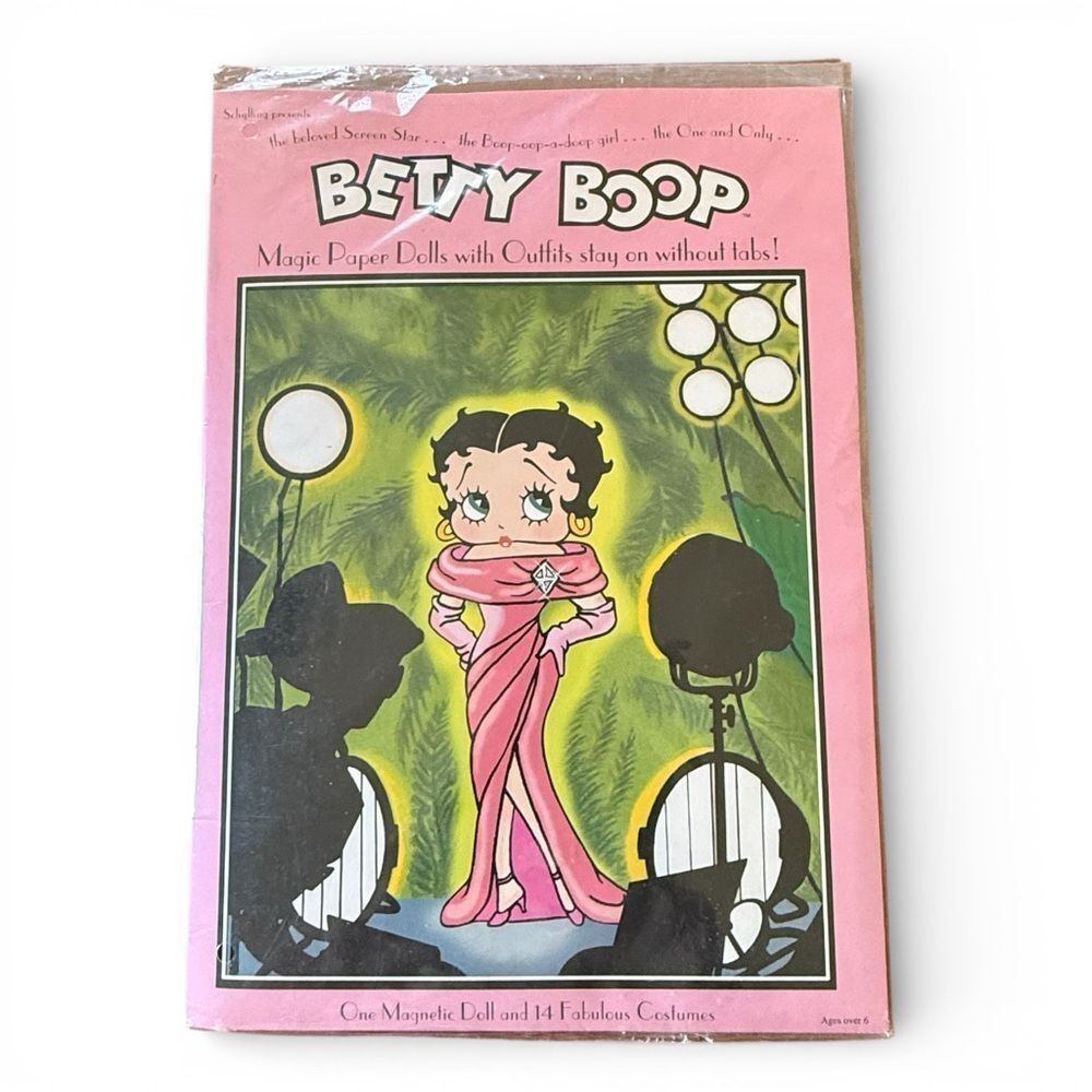 Vintage 2003 Betty Boop Magnetic Magic Paper Doll With 14 Movie Costumes Sealed